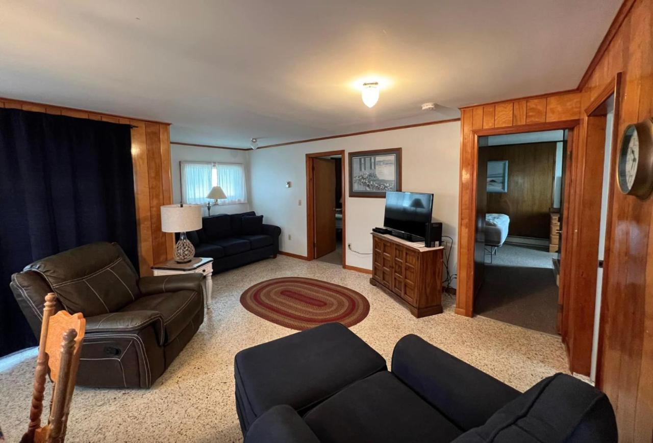 ويلز Moody'S Motel And Cottages المظهر الخارجي الصورة
